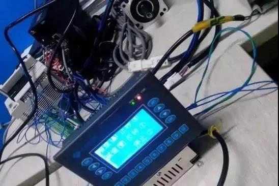 東莞plc編程培訓，【干貨】PLC點壞了怎么解決？沒辦法改點加個繼電器怎么接線？大朗智通培訓學校