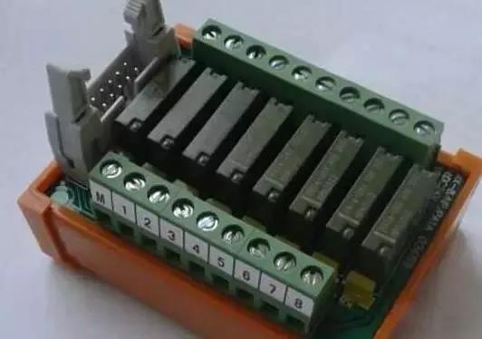 東莞plc編程培訓，【干貨】PLC點壞了怎么解決？沒辦法改點加個繼電器怎么接線？大朗智通培訓學校